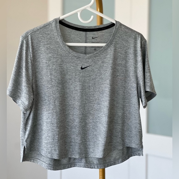 Nike Tops - Nike Dri-FIT One Women's Standard Fit Short-Sleeve Cropped Top